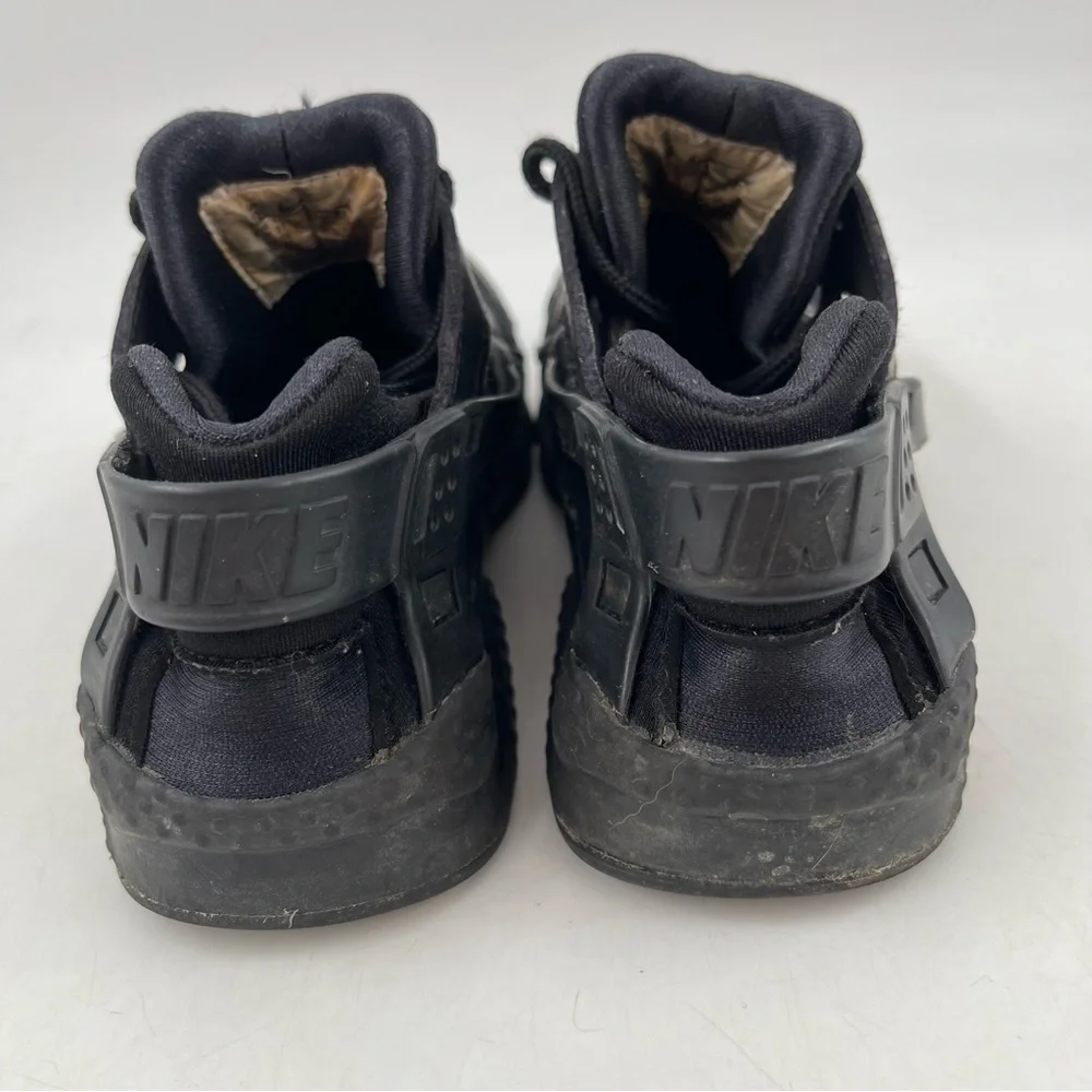 Nike Unisex Kids Huarache-Size 13 C -Black Leather Lace-Up Athletic Shoes